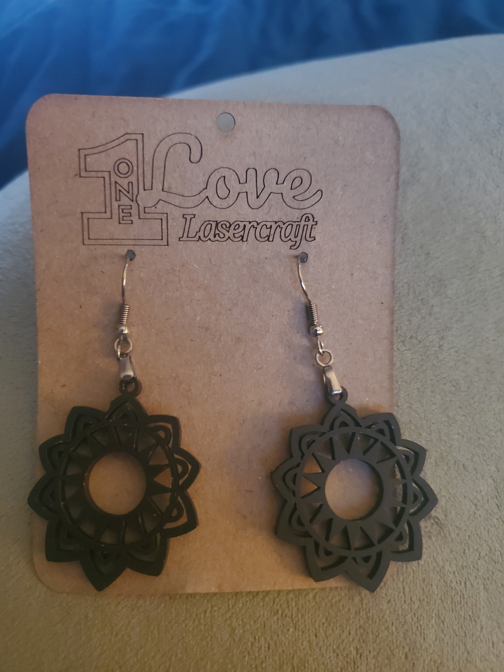 Black Floral Sunburst Cutout Earrings